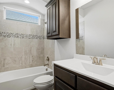 1112 Bowlus Drive - Photo Thumbnail 13