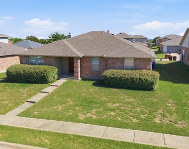 1416 Primrose Lane - Photo Thumbnail 1