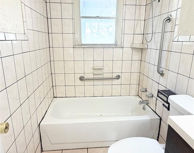 2034 Fannin Street - Photo Thumbnail 18