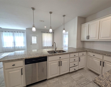 2424 Clay Creek Lane - Photo Thumbnail 15