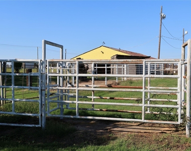 3800 Dr Griffin Road - Photo Thumbnail 11