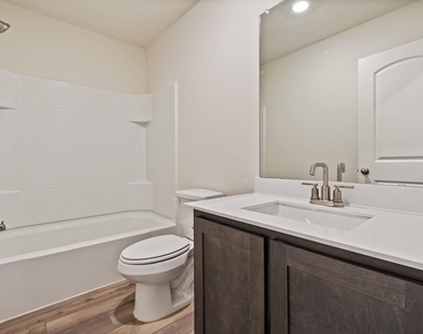 908 Burlington Avenue - Photo Thumbnail 9