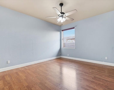 2220 Willow Drive - Photo Thumbnail 21