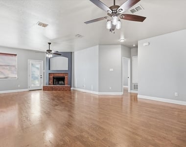 2220 Willow Drive - Photo Thumbnail 9