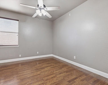 2220 Willow Drive - Photo Thumbnail 19
