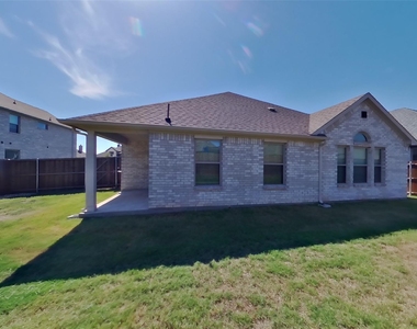 831 Cavalcade Drive - Photo Thumbnail 15