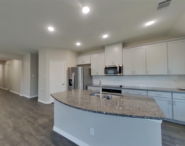 831 Cavalcade Drive - Photo Thumbnail 3