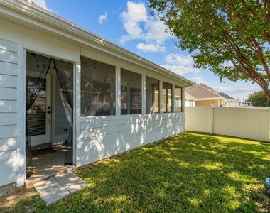 5008 Garber Lane - Photo Thumbnail 18