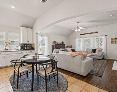 5008 Garber Lane - Photo Thumbnail 10