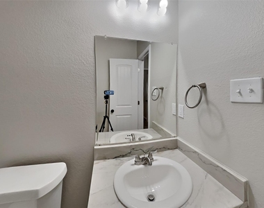 8512 Cumberland Gap Drive - Photo Thumbnail 17