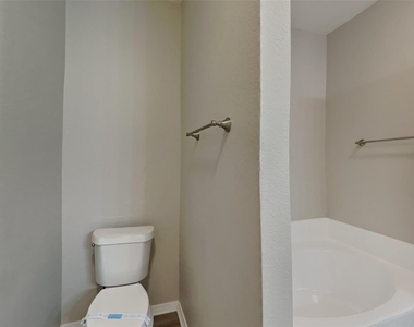 8512 Cumberland Gap Drive - Photo Thumbnail 10