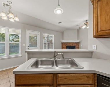 204 John Rausch Lane - Photo Thumbnail 14