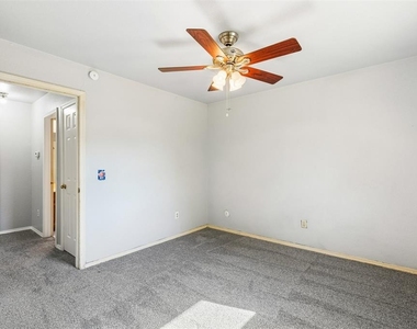1708 Rocky Mountain Way - Photo Thumbnail 27