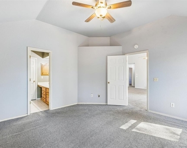1708 Rocky Mountain Way - Photo Thumbnail 17