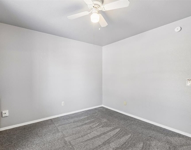 1708 Rocky Mountain Way - Photo Thumbnail 24