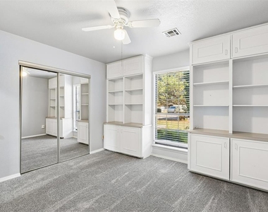 1708 Rocky Mountain Way - Photo Thumbnail 23