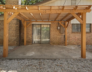 4609 Rockland Drive - Photo Thumbnail 28