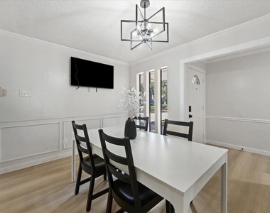 4609 Rockland Drive - Photo Thumbnail 9