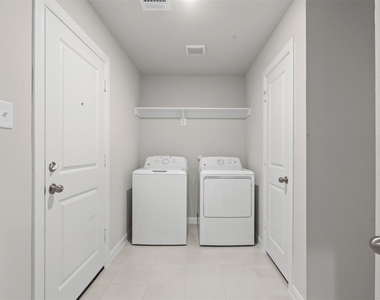 1413 Water Canna Drive - Photo Thumbnail 5