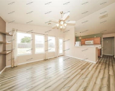 900 Sw 156th Street - Photo Thumbnail 7