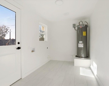 450 Hickory Street - Photo Thumbnail 13
