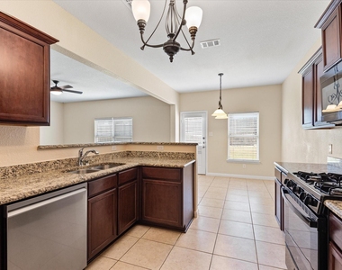 5055 Royal Springs Drive - Photo Thumbnail 1