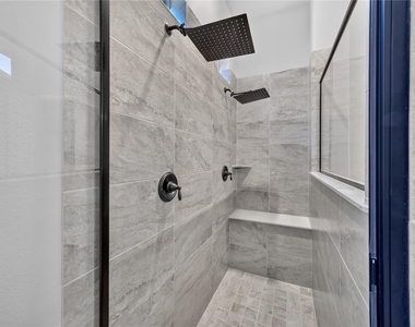 9633 Croswell Street - Photo Thumbnail 17