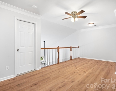 109 Kase Court - Photo Thumbnail 22