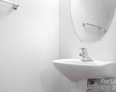 109 Kase Court - Photo Thumbnail 14