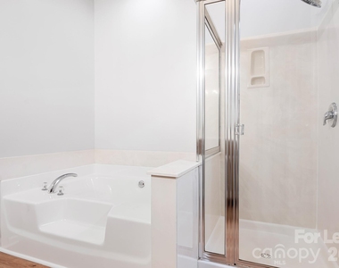 109 Kase Court - Photo Thumbnail 19