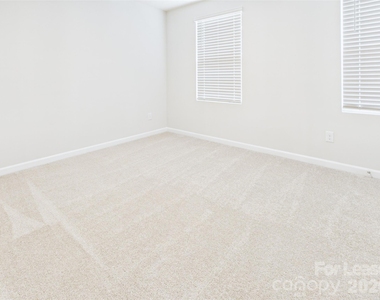 4039 Vallhorn Lane - Photo Thumbnail 15