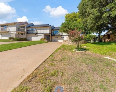 5016 Elms Court - Photo Thumbnail 19