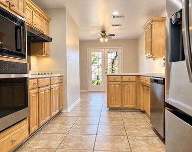 4301 Murwick Drive - Photo Thumbnail 5
