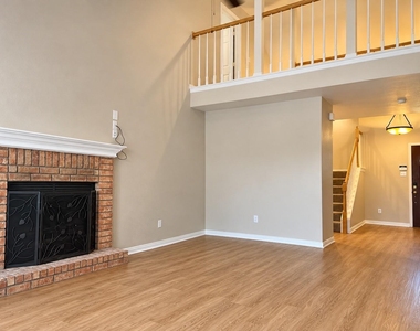 4301 Murwick Drive - Photo Thumbnail 10