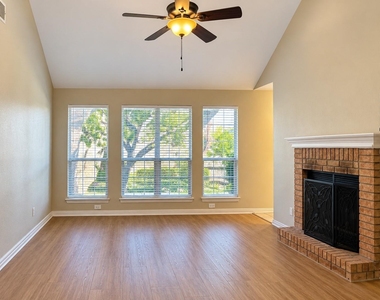 4301 Murwick Drive - Photo Thumbnail 8