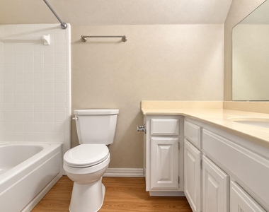 4301 Murwick Drive - Photo Thumbnail 19