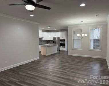 10179 Meeting House Drive - Photo Thumbnail 4