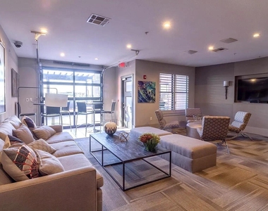 5609 Smu Boulevard - Photo Thumbnail 18