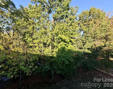 547 Southeast Drive - Photo Thumbnail 34