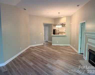547 Southeast Drive - Photo Thumbnail 20