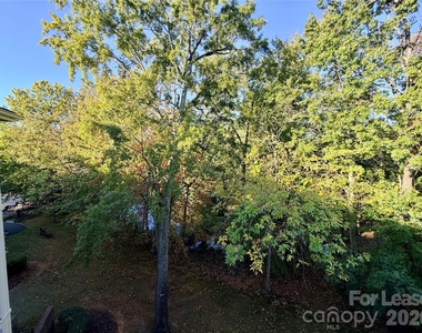 547 Southeast Drive - Photo Thumbnail 35