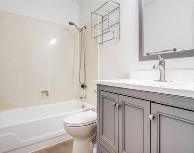 4525 Ringgold Lane - Photo Thumbnail 11