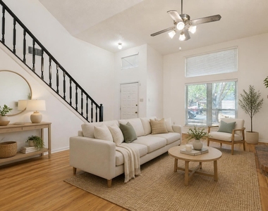 617 Valley Spring Drive - Photo Thumbnail 2