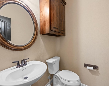 1111 Fossil Lake Drive - Photo Thumbnail 14