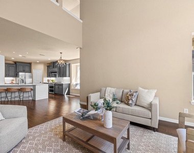 1111 Fossil Lake Drive - Photo Thumbnail 12