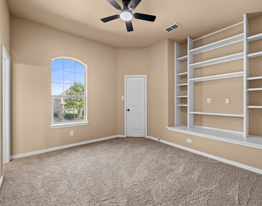 1111 Fossil Lake Drive - Photo Thumbnail 25