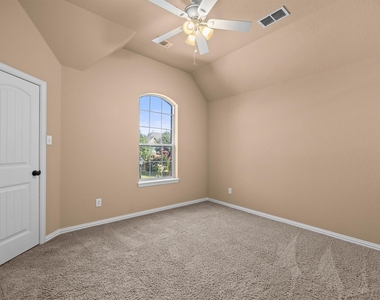 1111 Fossil Lake Drive - Photo Thumbnail 22