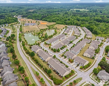 979 Pennington Drive - Photo Thumbnail 29