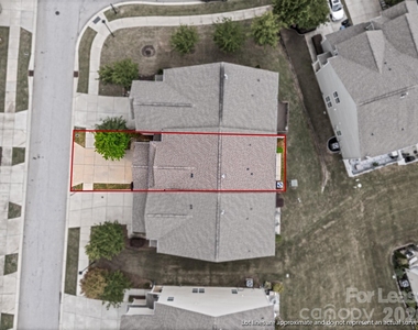 979 Pennington Drive - Photo Thumbnail 28
