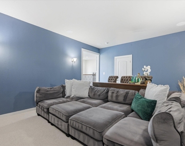 11192 Progreso Street - Photo Thumbnail 19